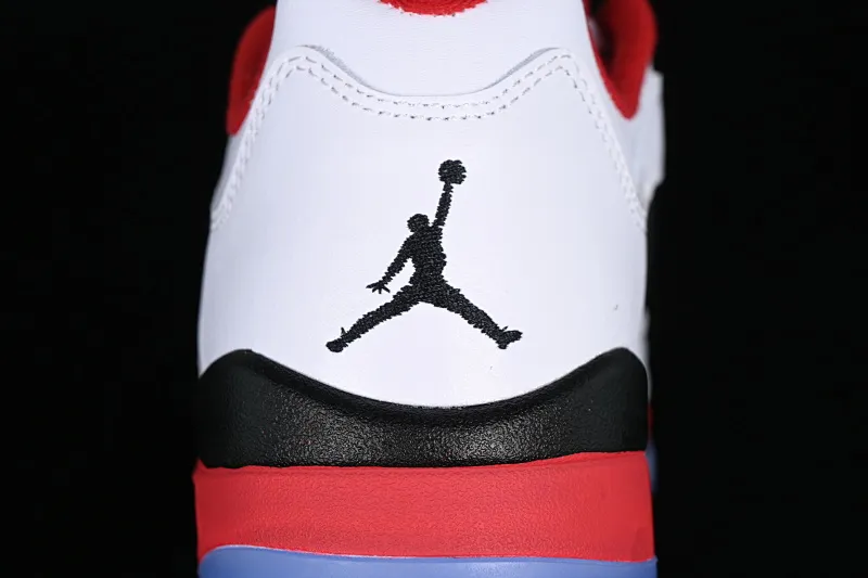 All categories Air Jordan Jordan series basketball shoes Air Jordan 5 Air Jordan 5 Low "Fire Red" AJ5 Joe 5 white and red low-top basketball shoes 819171-101